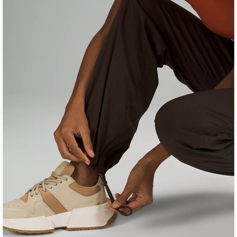 Lululemon Dance Studio Mid-Rise Pant Jogger